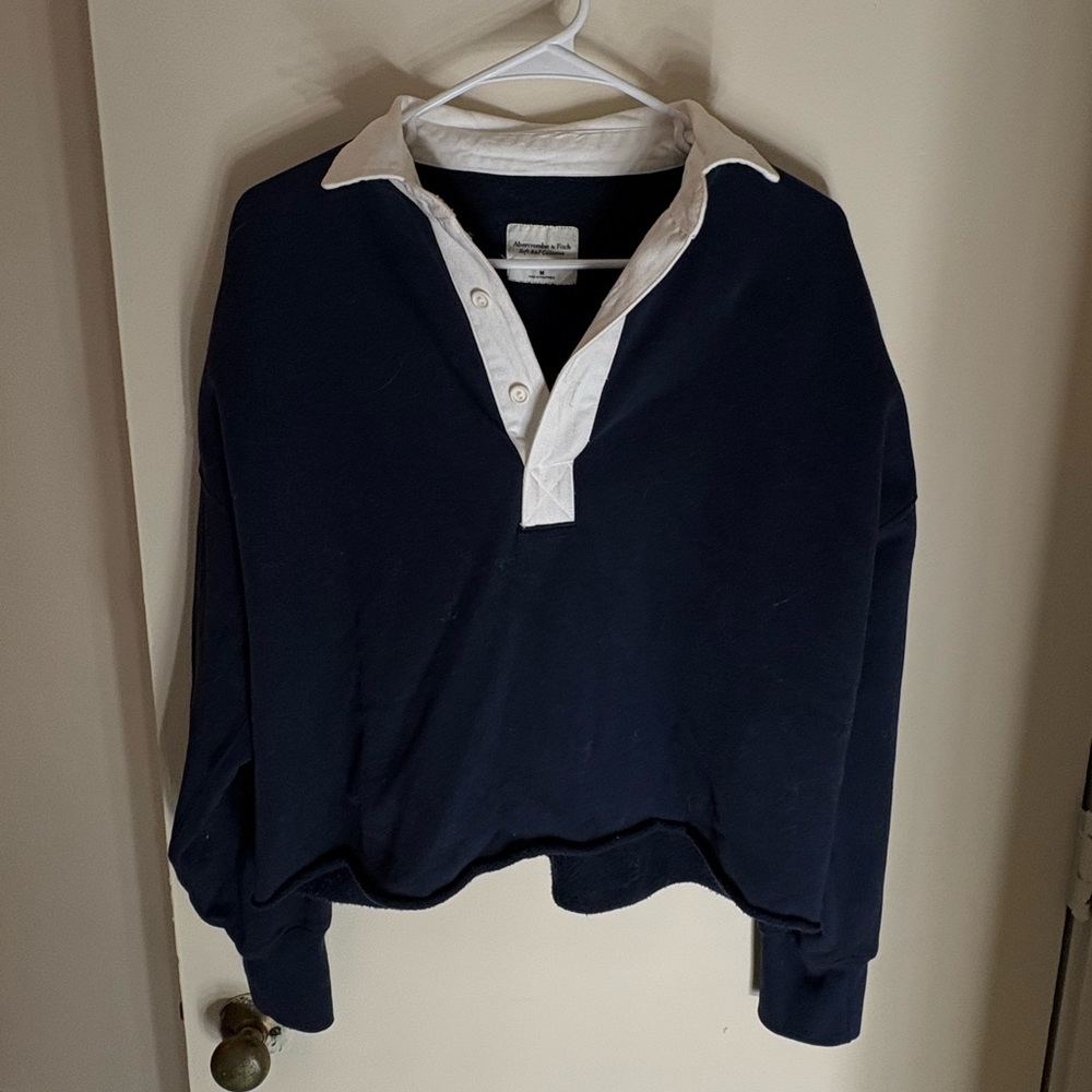Abercrombie & Fitch Navy Sweater